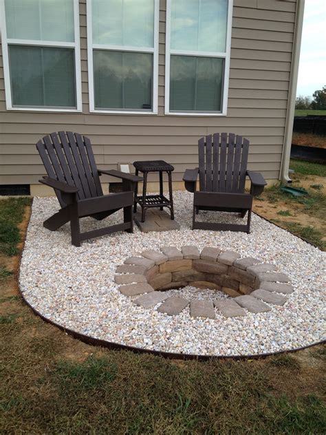 small backyard fire pit ideas